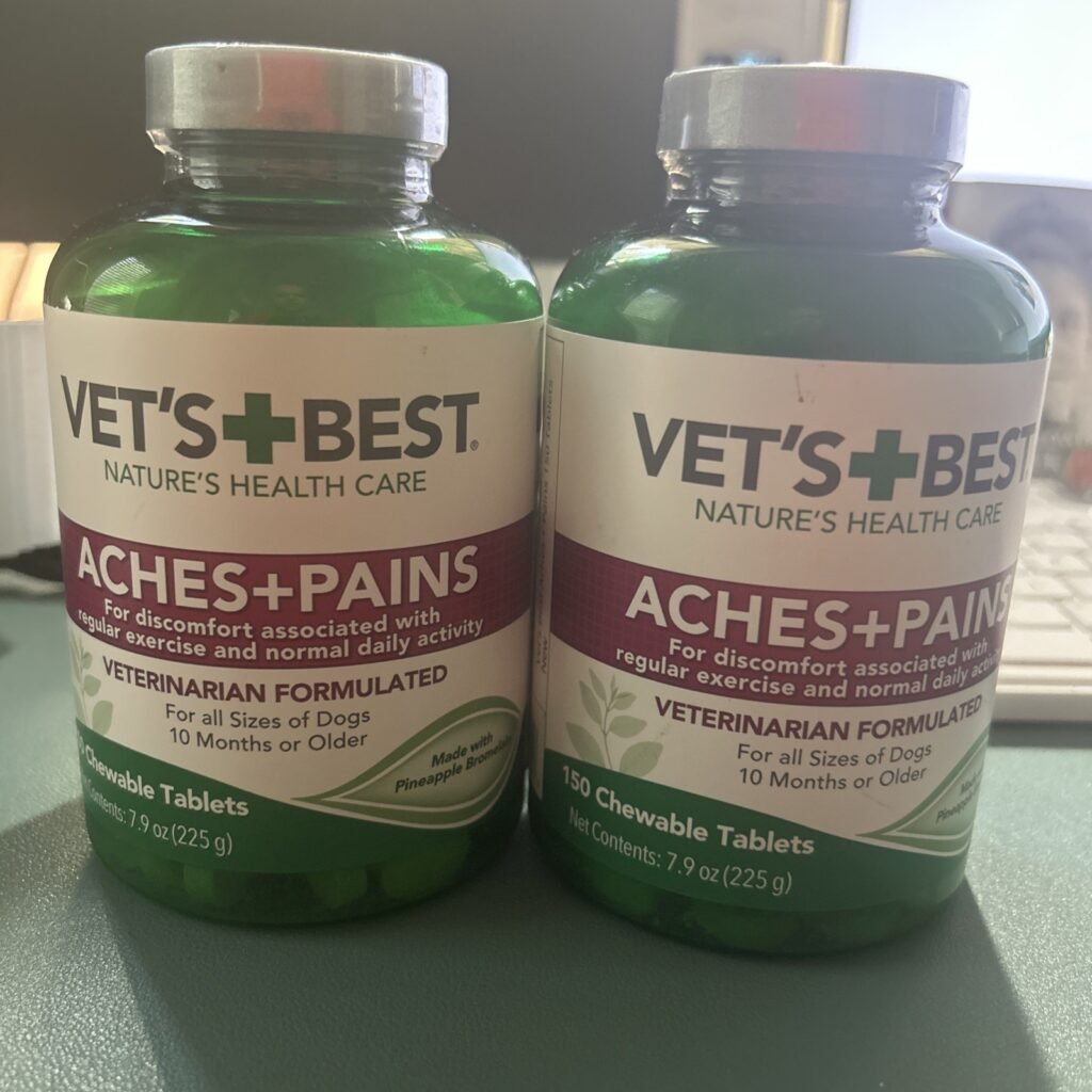 2 Pcs Vets Best Aches + Pains Dog Supplement - 150 Chewable Tablets - Exp 3/2029
