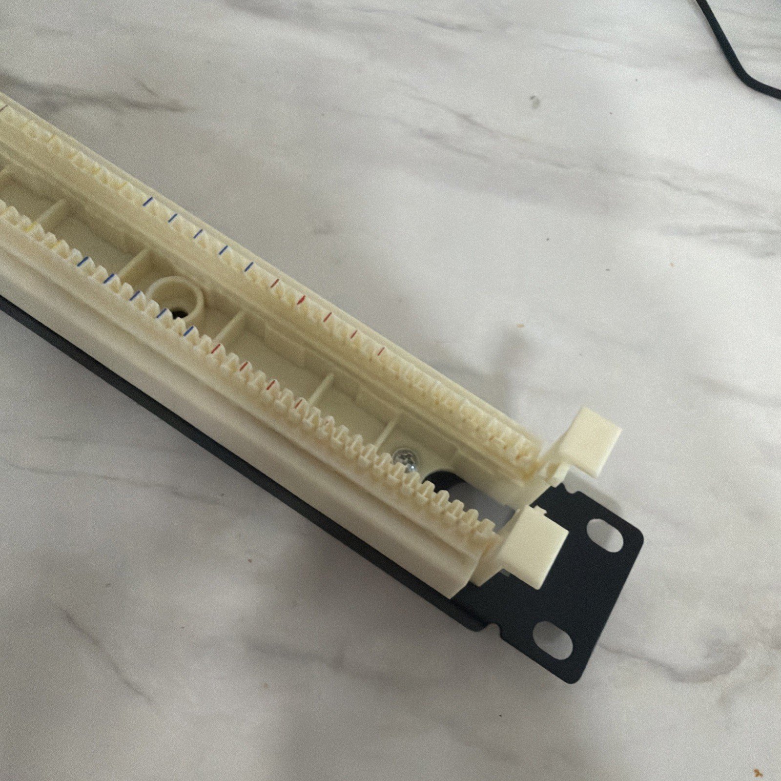 1U 19" 110-type 100 pair Telephone Patch Panel - Image 3