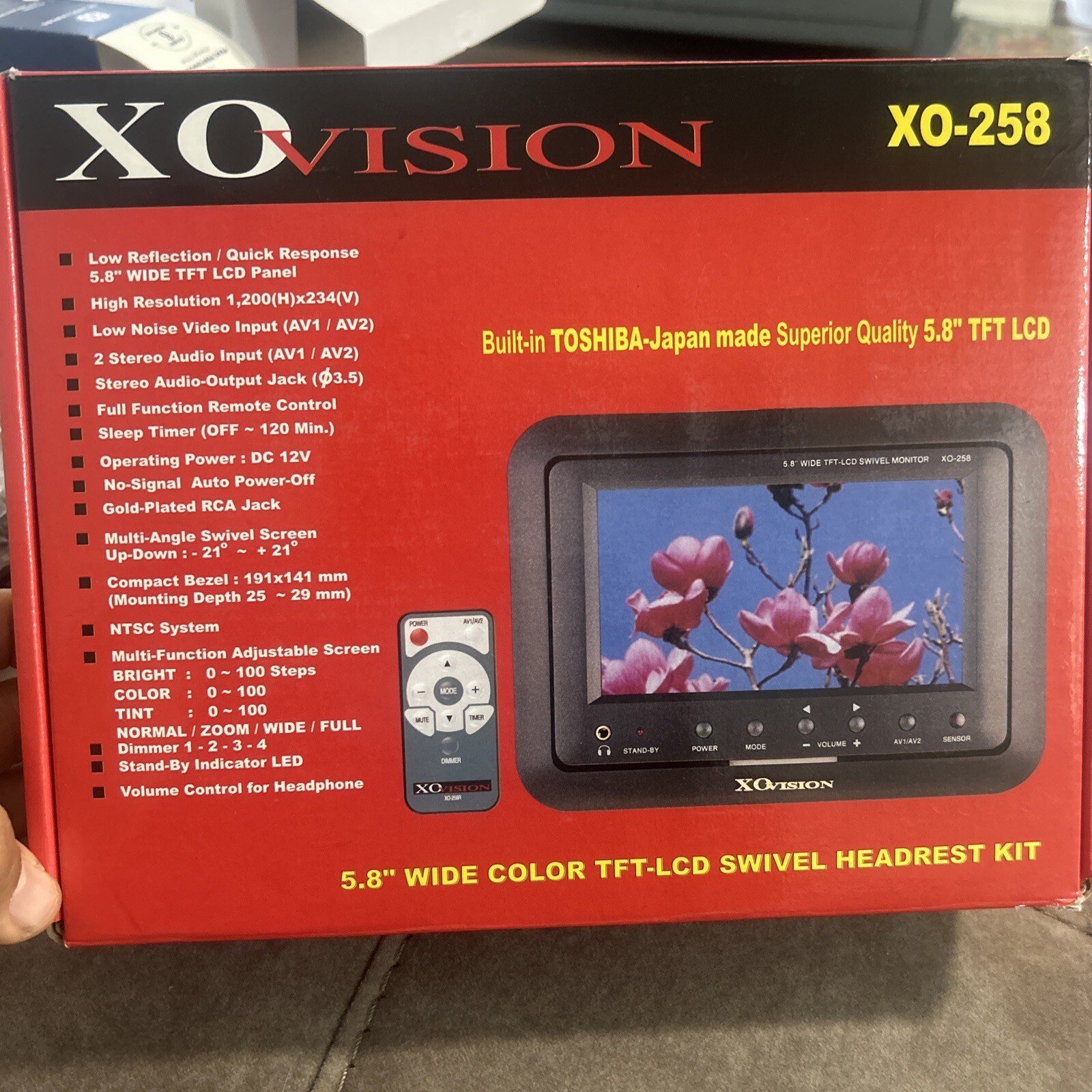 xovision 5.8” color swivel headrest kit video Entertainment W Remote Mounting K