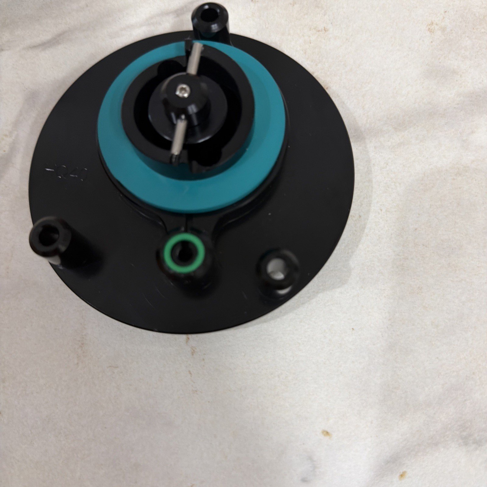 Keyless Fuel Cover Gas Tank Cap for Yamaha YZF-R1 2004-2017 YZF-R6 Missin Screws - Image 2