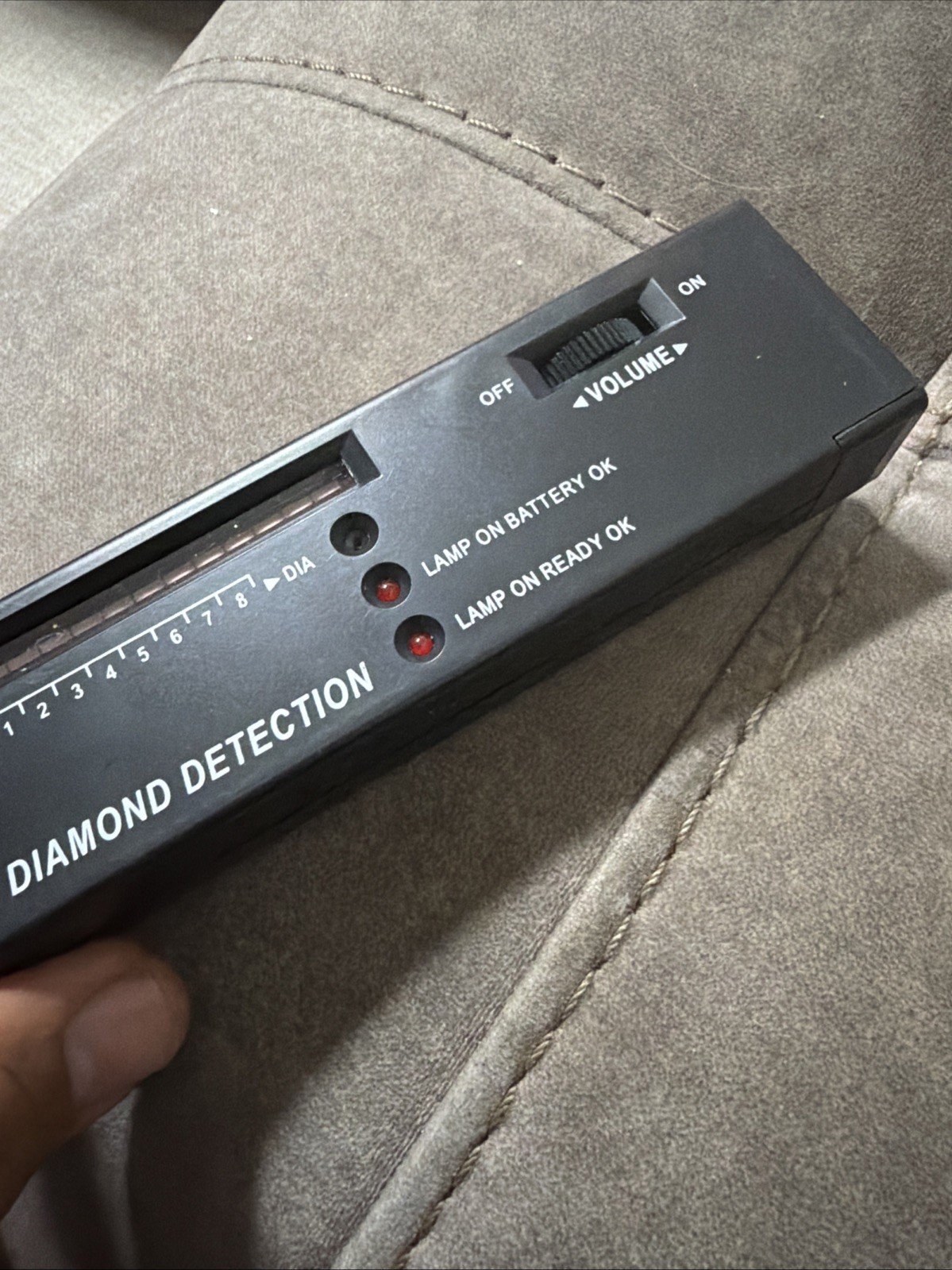 Diamond Tester, Professional Jewelers' Gemstone Detector, High Accuracy Diamond - Image 2