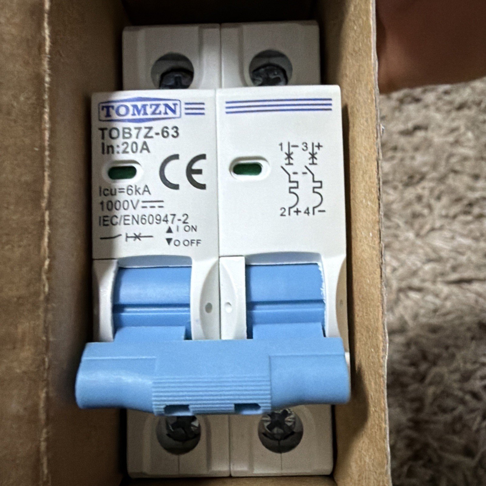TOMZN 2P DC MCB 1000V Current 20A Solar PV Circuit Breaker - Image 4