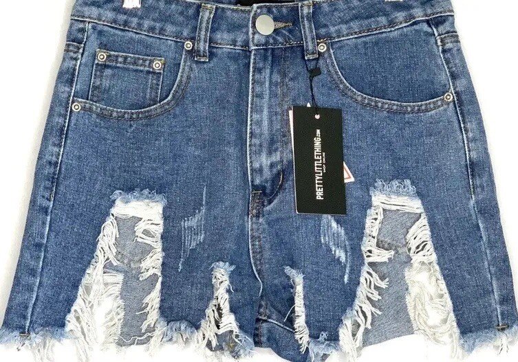 Pretty Little Thing Womens Mid Wash Extreme Thigh Rip Denim Jean Short 4 Destroy