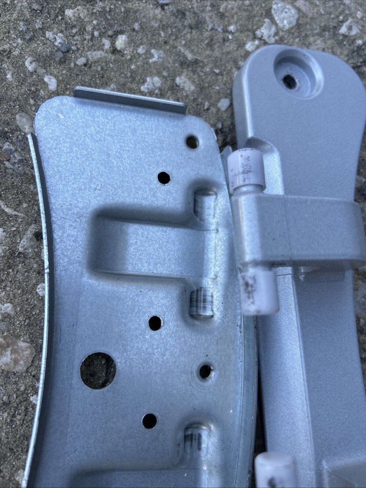 1 Pc GENUINE SAMSUNG Dryer Door Used DVE45R6100W/A3 hinge Hinges Assembly - Image 2